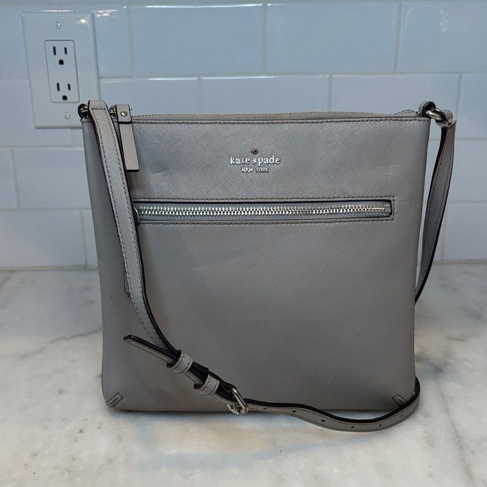 Kate Spade Crossbody Leather BagLaurel Way Rima Zip Top Cross Grain Pocketbook